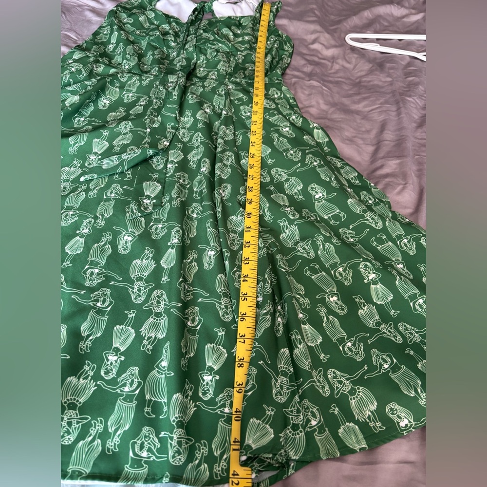 Green Patterned Women's Dress - Picture 16 of 16